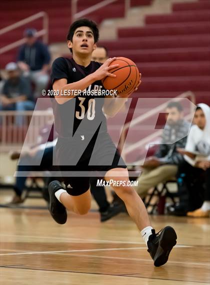 Thumbnail 1 in Uvalde @ Floresville photogallery.