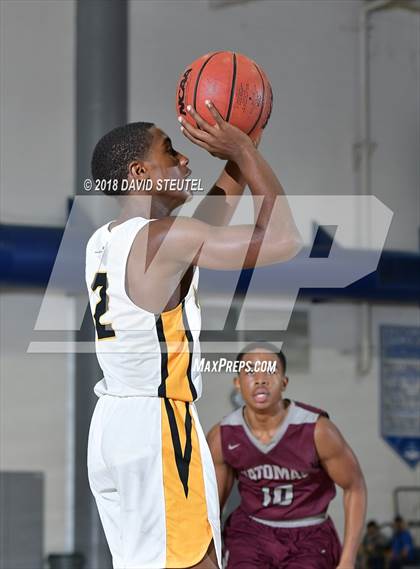 Thumbnail 1 in Natomas vs. Rio Linda (Les Curry Invitational) photogallery.