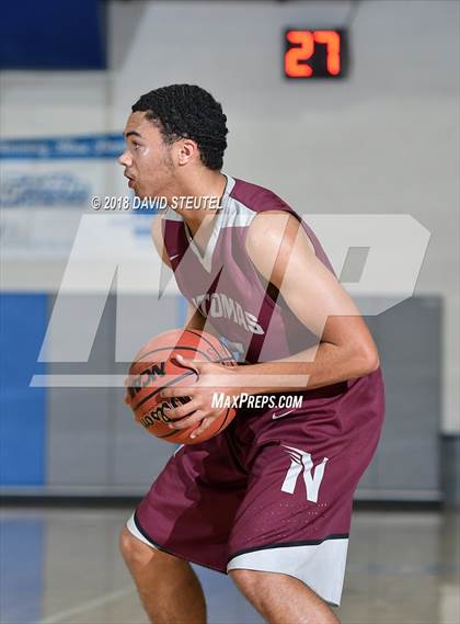 Thumbnail 2 in Natomas vs. Rio Linda (Les Curry Invitational) photogallery.