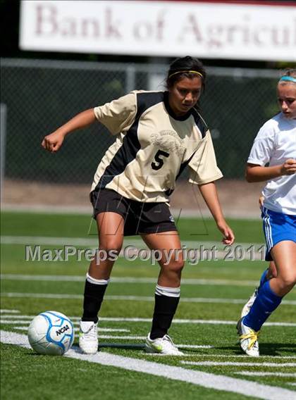 Thumbnail 2 in Faith Christian vs. Millennium (CIF SJS D7 Final) photogallery.