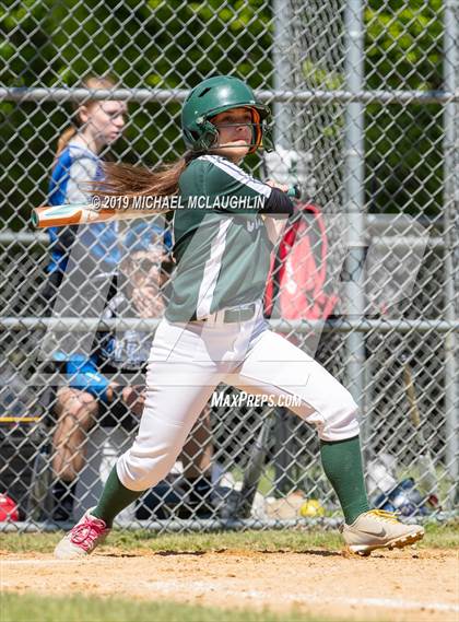Thumbnail 3 in Seaford vs Calhoun (NYSPHSAA Sec 8 Class A Quarterfinal) photogallery.