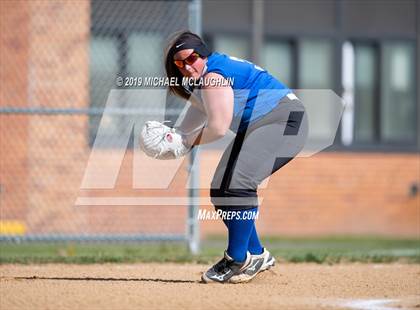 Thumbnail 2 in Seaford vs Calhoun (NYSPHSAA Sec 8 Class A Quarterfinal) photogallery.