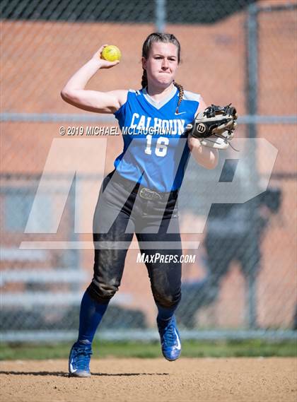 Thumbnail 3 in Seaford vs Calhoun (NYSPHSAA Sec 8 Class A Quarterfinal) photogallery.