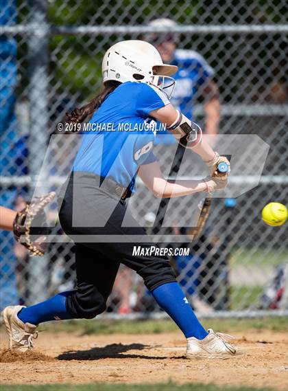 Thumbnail 1 in Seaford vs Calhoun (NYSPHSAA Sec 8 Class A Quarterfinal) photogallery.