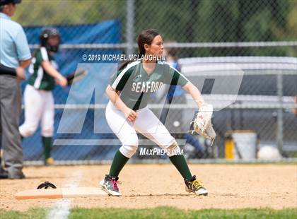 Thumbnail 2 in Seaford vs Calhoun (NYSPHSAA Sec 8 Class A Quarterfinal) photogallery.