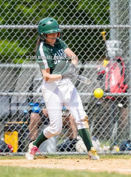 Thumbnail 1 in Seaford vs Calhoun (NYSPHSAA Sec 8 Class A Quarterfinal) photogallery.
