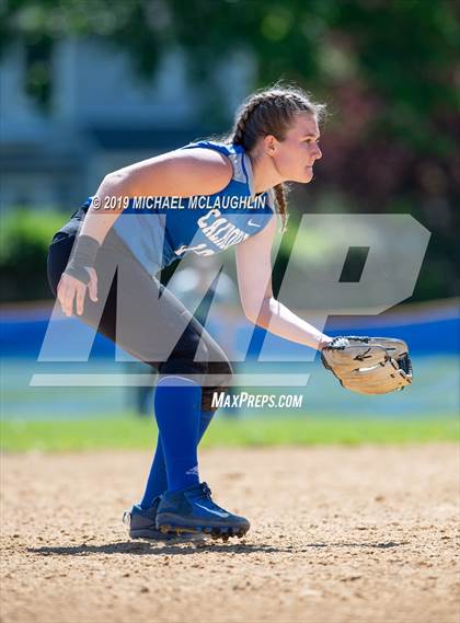 Thumbnail 1 in Seaford vs Calhoun (NYSPHSAA Sec 8 Class A Quarterfinal) photogallery.