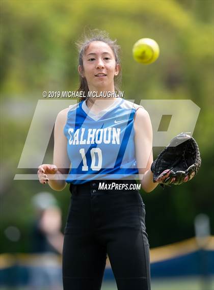 Thumbnail 3 in Seaford vs Calhoun (NYSPHSAA Sec 8 Class A Quarterfinal) photogallery.