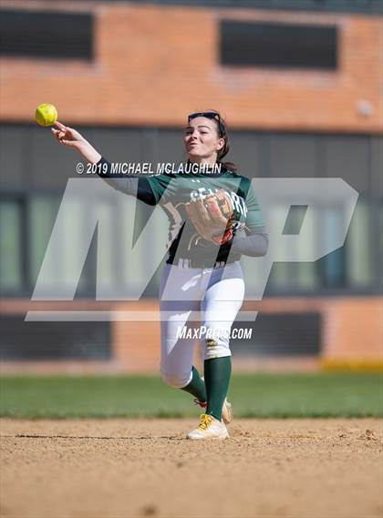 Thumbnail 1 in Seaford vs Calhoun (NYSPHSAA Sec 8 Class A Quarterfinal) photogallery.