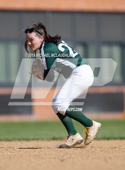 Thumbnail 2 in Seaford vs Calhoun (NYSPHSAA Sec 8 Class A Quarterfinal) photogallery.