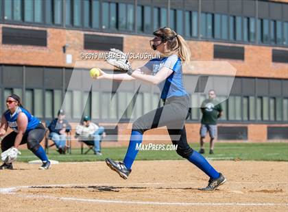 Thumbnail 1 in Seaford vs Calhoun (NYSPHSAA Sec 8 Class A Quarterfinal) photogallery.