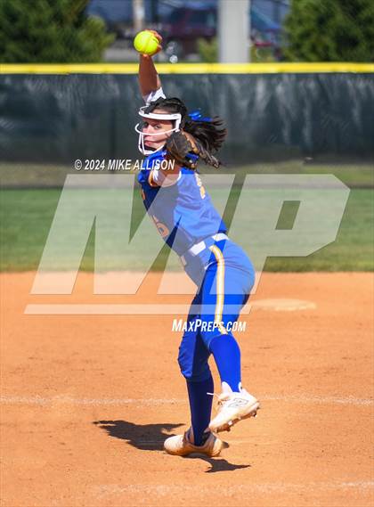 Thumbnail 3 in Boyd-Buchanan vs Hixson photogallery.