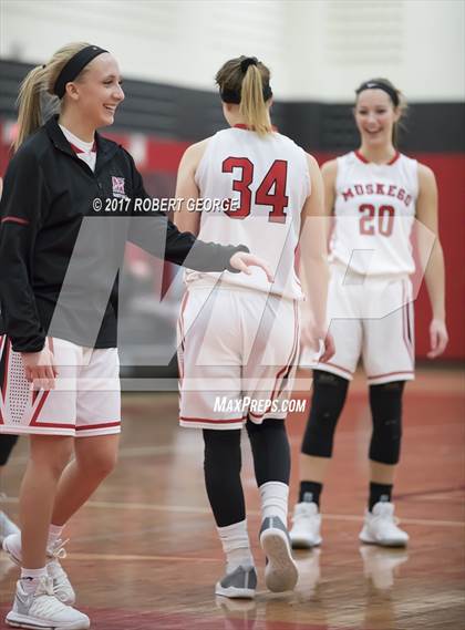 Thumbnail 2 in Catholic Memorial @ Muskego photogallery.