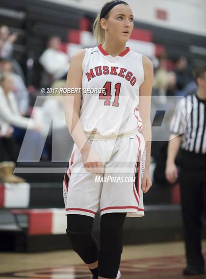 Thumbnail 1 in Catholic Memorial @ Muskego photogallery.