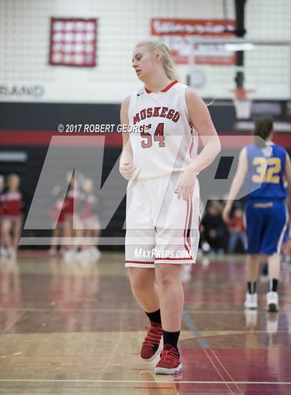 Thumbnail 2 in Catholic Memorial @ Muskego photogallery.