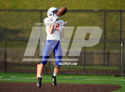 Thumbnail 3 in Volunteer @ Dobyns-Bennett photogallery.