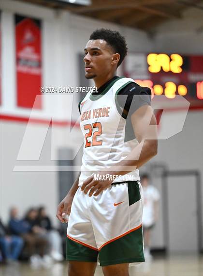 Thumbnail 2 in Paradise Adventist Academy vs. Mesa Verde (Sac Adventist Holiday Invitational) photogallery.
