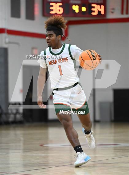 Thumbnail 2 in Paradise Adventist Academy vs. Mesa Verde (Sac Adventist Holiday Invitational) photogallery.