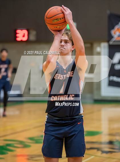 Thumbnail 3 in Ferris vs. Eastside Catholic (Hardwood Invite 1st Round) photogallery.