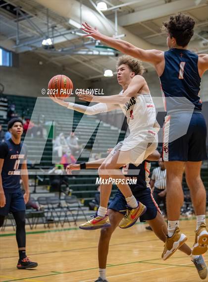 Thumbnail 1 in Ferris vs. Eastside Catholic (Hardwood Invite 1st Round) photogallery.