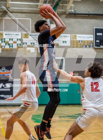 Thumbnail 1 in Ferris vs. Eastside Catholic (Hardwood Invite 1st Round) photogallery.