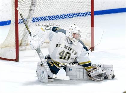 Thumbnail 1 in St. Mary's @ Central Catholic (MIAA Division 1 North 1st Round) photogallery.