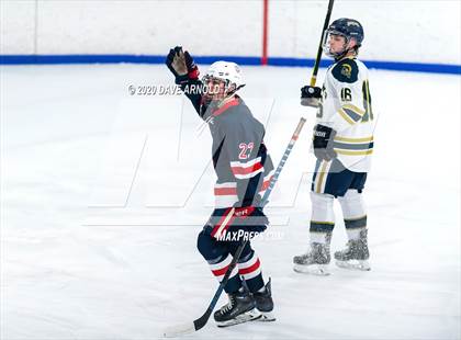 Thumbnail 1 in St. Mary's @ Central Catholic (MIAA Division 1 North 1st Round) photogallery.