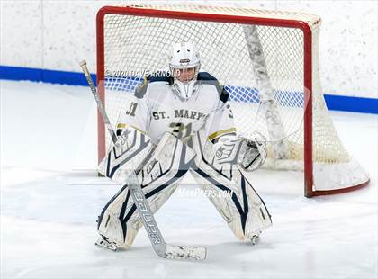 Thumbnail 3 in St. Mary's @ Central Catholic (MIAA Division 1 North 1st Round) photogallery.
