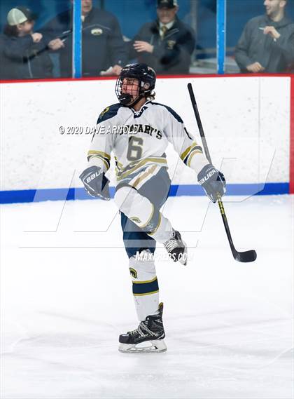 Thumbnail 3 in St. Mary's @ Central Catholic (MIAA Division 1 North 1st Round) photogallery.