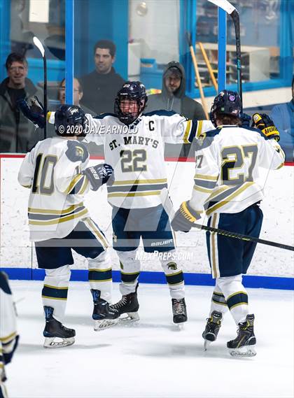 Thumbnail 1 in St. Mary's @ Central Catholic (MIAA Division 1 North 1st Round) photogallery.