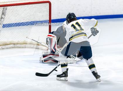 Thumbnail 3 in St. Mary's @ Central Catholic (MIAA Division 1 North 1st Round) photogallery.