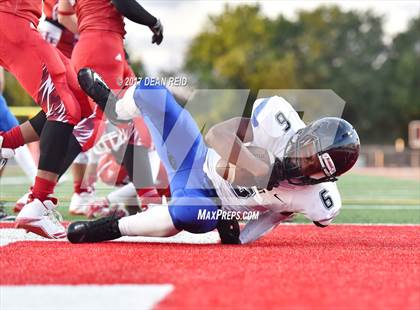 Thumbnail 3 in Lincoln-Way East @ Homewood-Flossmoor photogallery.