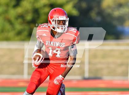 Thumbnail 1 in Lincoln-Way East @ Homewood-Flossmoor photogallery.