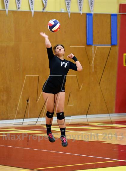 Thumbnail 1 in Salesian @ Cardinal Newman photogallery.