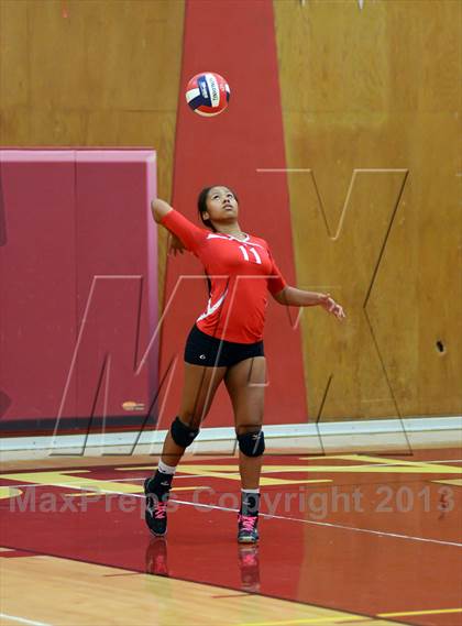 Thumbnail 2 in Salesian @ Cardinal Newman photogallery.