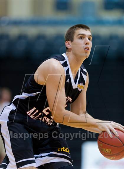 Thumbnail 1 in THSCA All-Star Basketball Game photogallery.