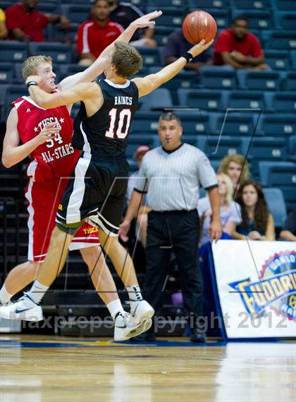 Thumbnail 1 in THSCA All-Star Basketball Game photogallery.