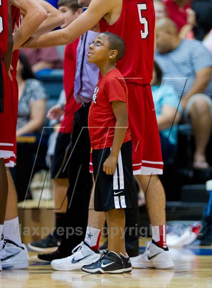 Thumbnail 3 in THSCA All-Star Basketball Game photogallery.