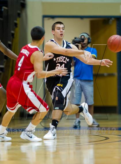 Thumbnail 2 in THSCA All-Star Basketball Game photogallery.