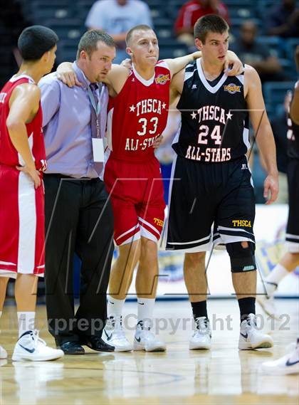Thumbnail 1 in THSCA All-Star Basketball Game photogallery.