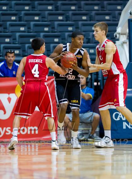 Thumbnail 2 in THSCA All-Star Basketball Game photogallery.