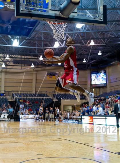 Thumbnail 2 in THSCA All-Star Basketball Game photogallery.