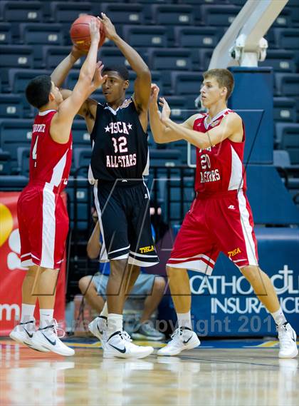 Thumbnail 1 in THSCA All-Star Basketball Game photogallery.