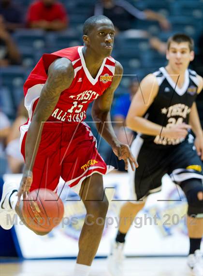 Thumbnail 3 in THSCA All-Star Basketball Game photogallery.
