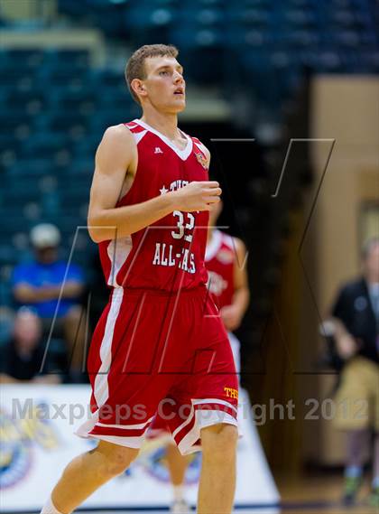 Thumbnail 2 in THSCA All-Star Basketball Game photogallery.