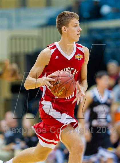 Thumbnail 3 in THSCA All-Star Basketball Game photogallery.