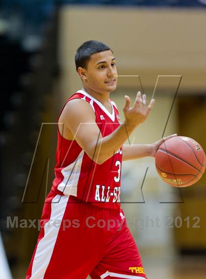 Thumbnail 2 in THSCA All-Star Basketball Game photogallery.