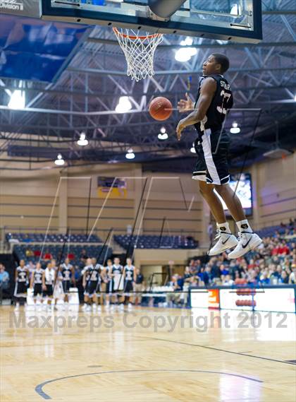 Thumbnail 1 in THSCA All-Star Basketball Game photogallery.