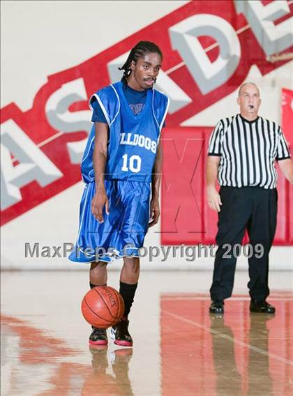 Thumbnail 1 in Jordan vs. Pasadena (Rose City Round Ball Classic) photogallery.