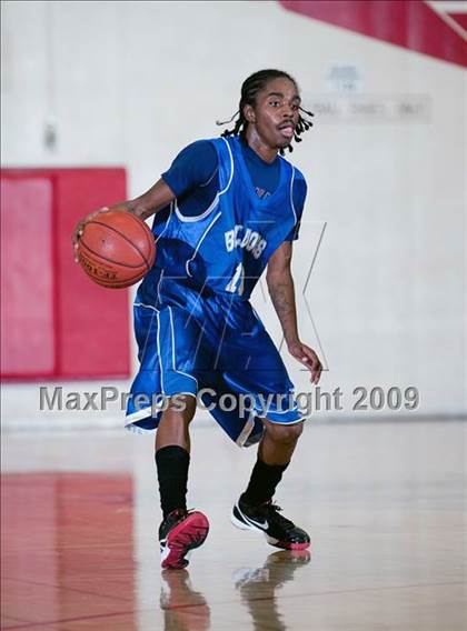 Thumbnail 3 in Jordan vs. Pasadena (Rose City Round Ball Classic) photogallery.